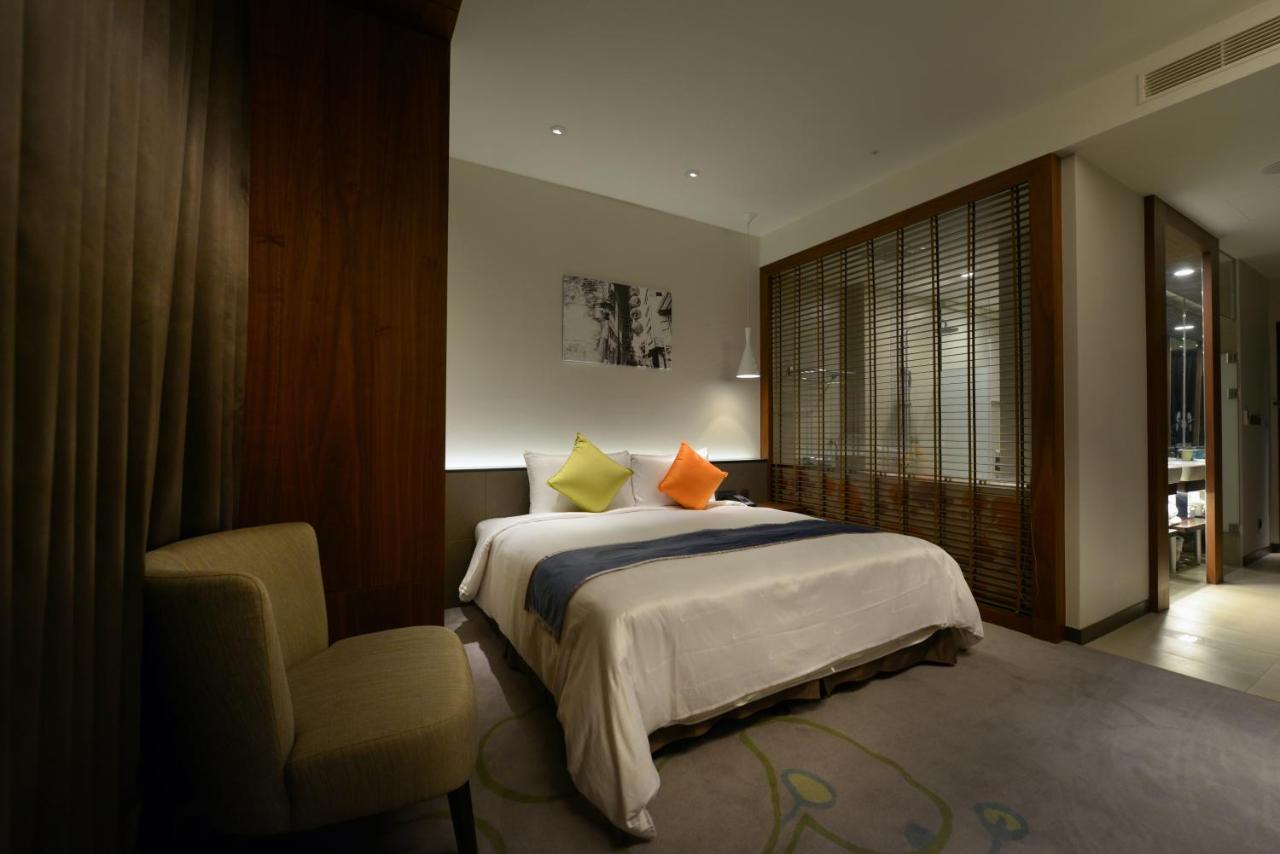 Golden Tulip Glory Fine Hotel Tainan Eksteriør billede