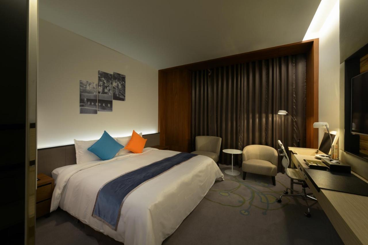 Golden Tulip Glory Fine Hotel Tainan Eksteriør billede