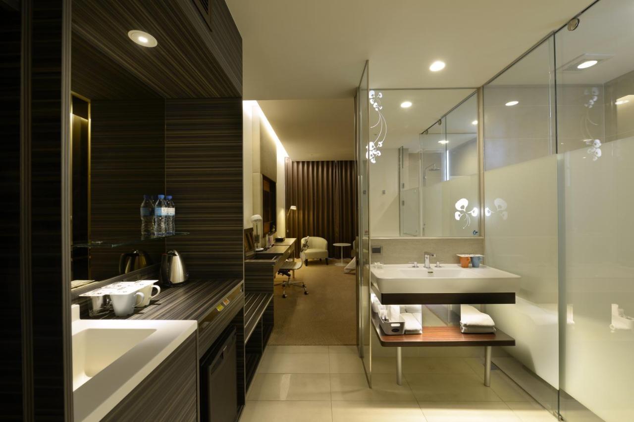 Golden Tulip Glory Fine Hotel Tainan Eksteriør billede