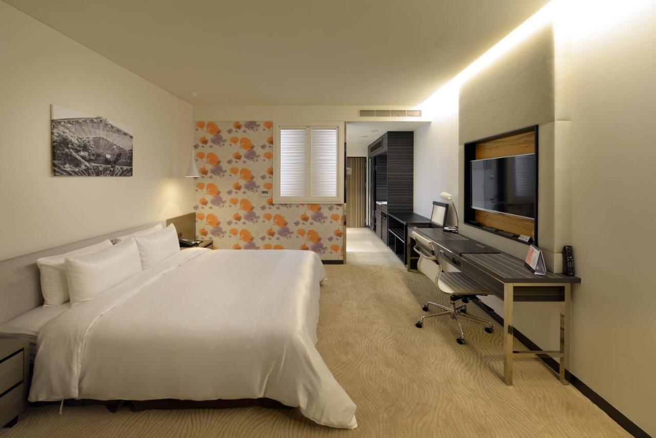 Golden Tulip Glory Fine Hotel Tainan Eksteriør billede