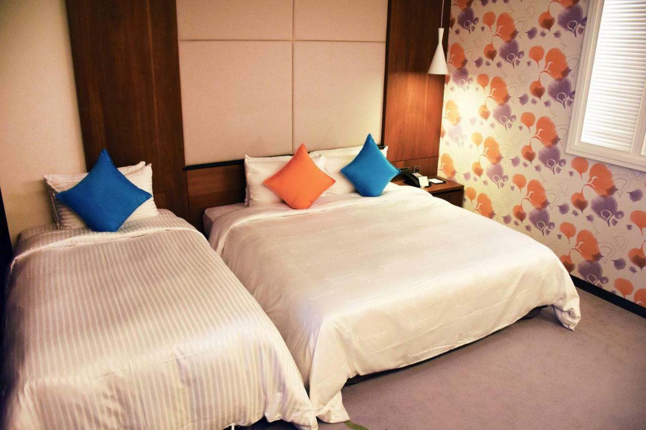 Golden Tulip Glory Fine Hotel Tainan Eksteriør billede